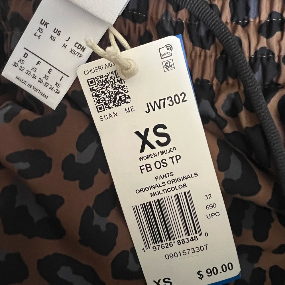 SOLD OUT adidas Leopard-Print Wide-Leg Track Pants XS - Picture 4 of 4